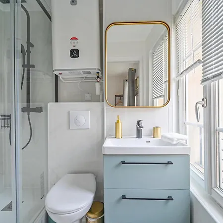 Apartment Studio Parisien - Quai Valmy