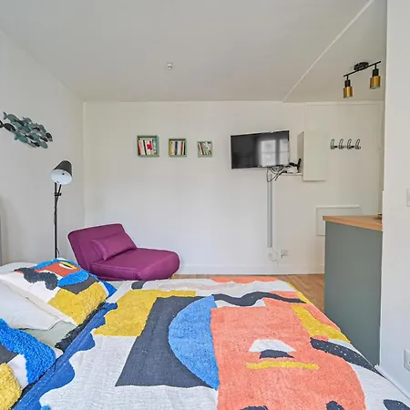 Studio Parisien - Quai Valmy Apartment *